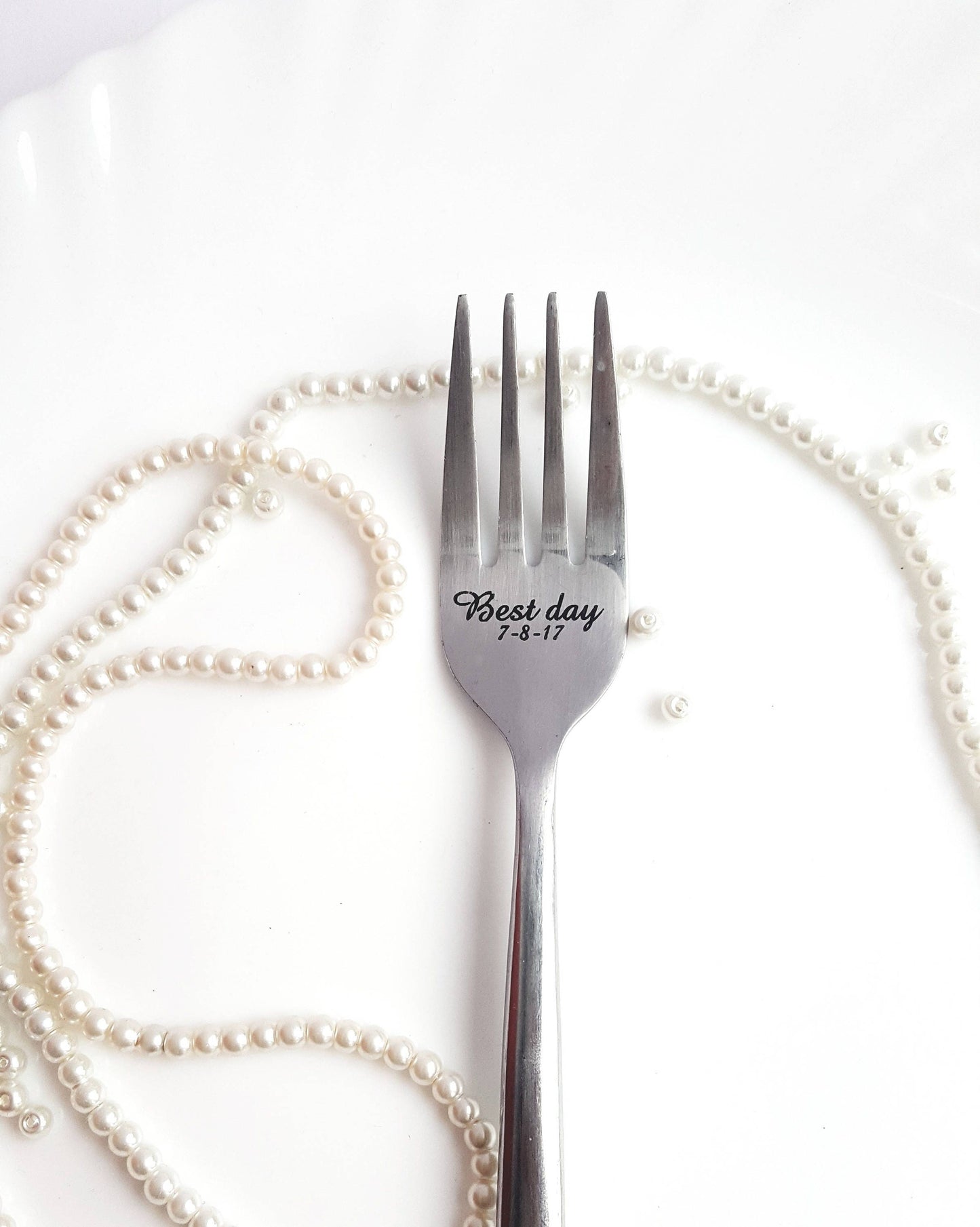 Wedding CAKE forks, Engraved Forks, Wedding Gift, Personalized Fork Set, Engraved Wedding Flatware, Wedding Forks