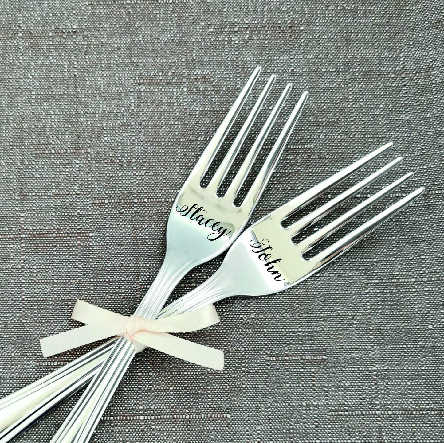 Engraved Mr & Mrs Forks: Personalized Wedding Cake Cutting Set