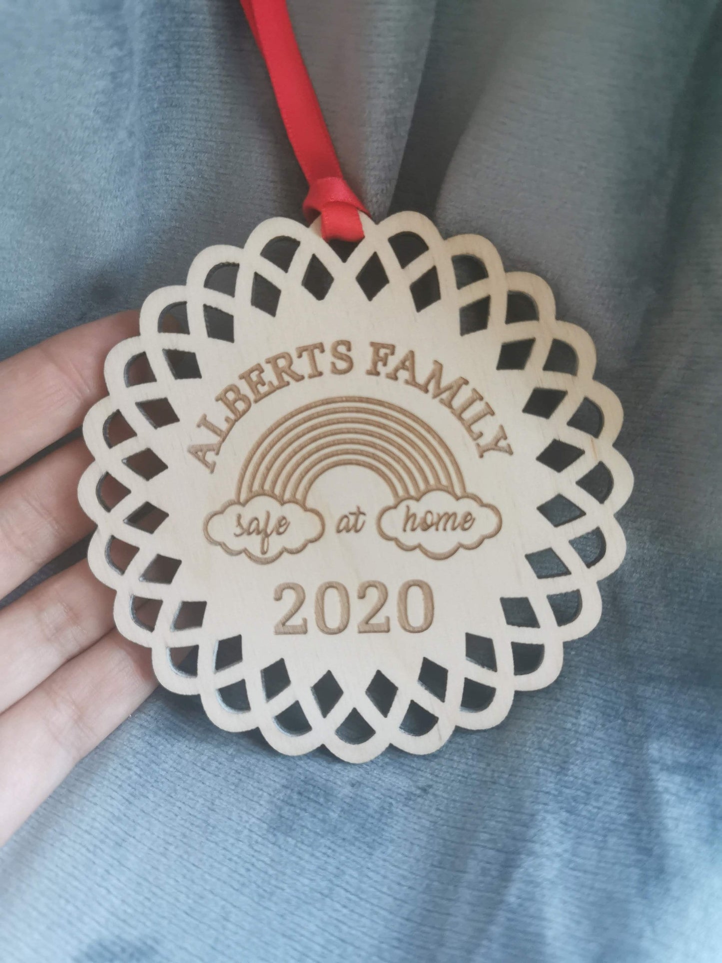 Weihnachtsgeschenk 2020, Lockdown-Dekoration, personalisierter Quarantäne-Schmuck, Erinnerungsstück für die Familie in Isolation, Pandemie-Weihnachtskugel