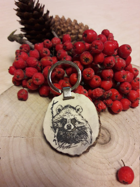 Engraved Raccoon Keychain: Personalized Deer Horn Animal Keyring