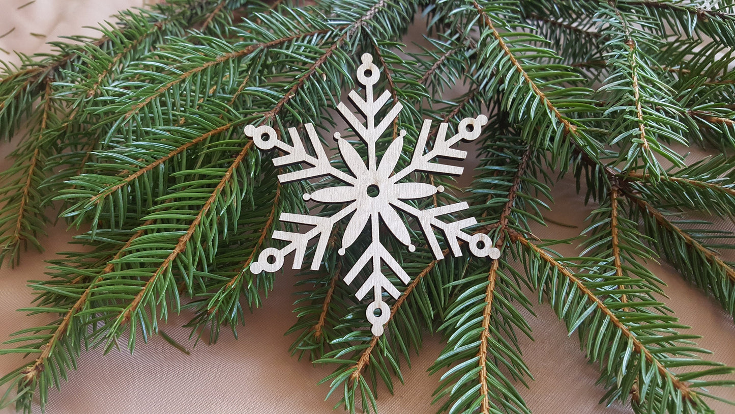 Laser Cut Wood Snowflake Ornaments - Set of 12 - Xmas Tree Decor