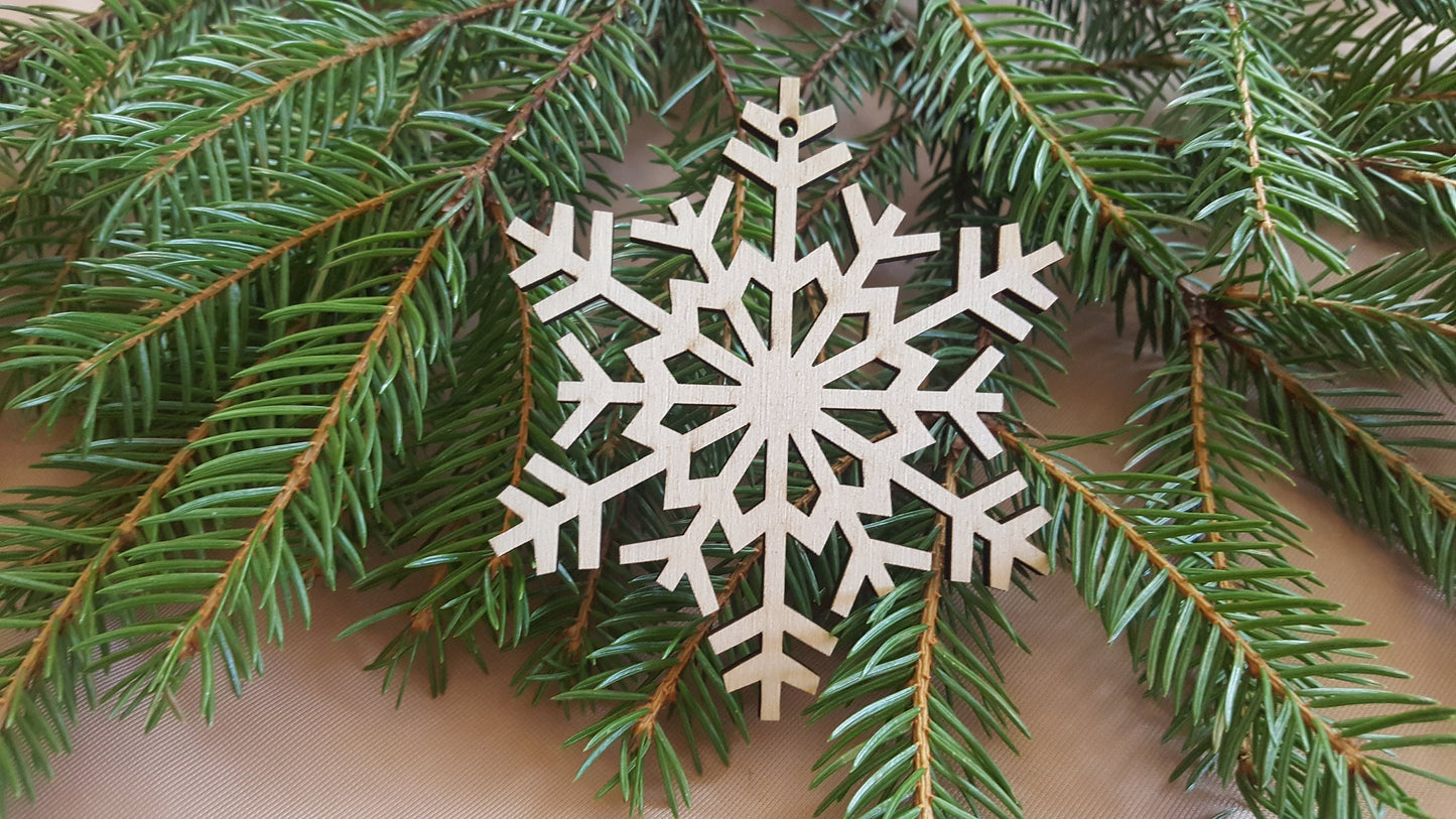 Laser Cut Wood Snowflake Ornaments - Set of 12 - Xmas Tree Decor