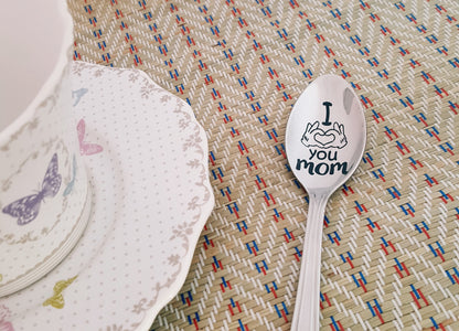Muttertag, Geschenk von der Tochter für Mama, Mutterlöffel, gravierter Kaffeelöffel für Mama, Teelöffel für Mama, die beste Mama, einzigartiges Geschenk für Mama