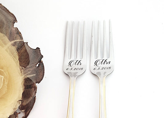 Engraved Wedding Forks Set: Personalized Mr & Mrs Gold Trim Flatware