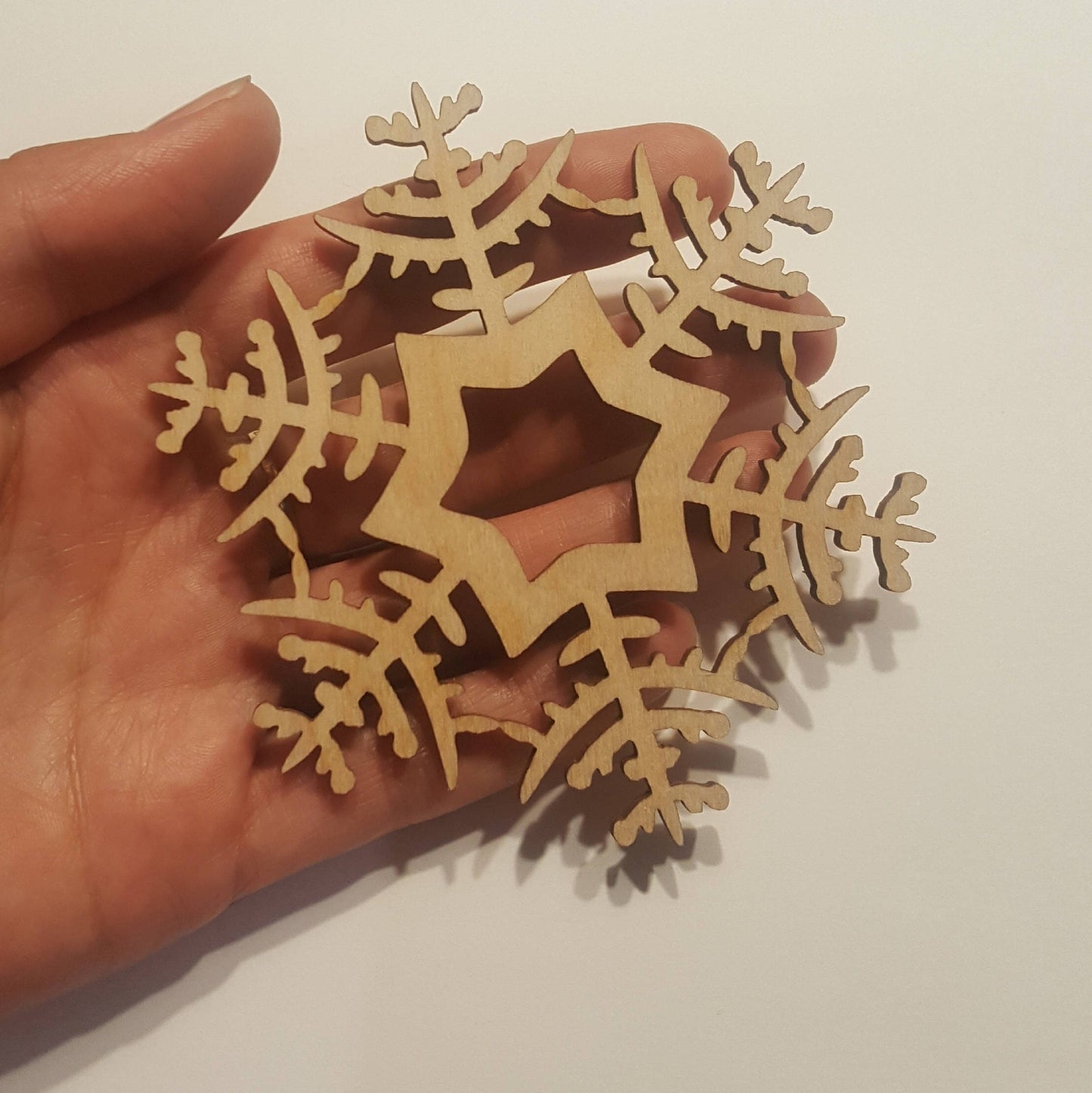 Weihnachtsschmuck aus Holz, Weihnachtsbaumschmuck aus Holz, Schneeflocken-Baumschmuck, lasergeschnittene Schneeflocken-Baumspielzeug-Set