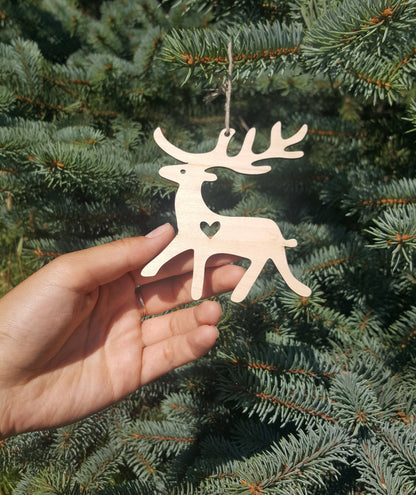 Wooden Deer Christmas Ornament: Rustic Tree Decoration
