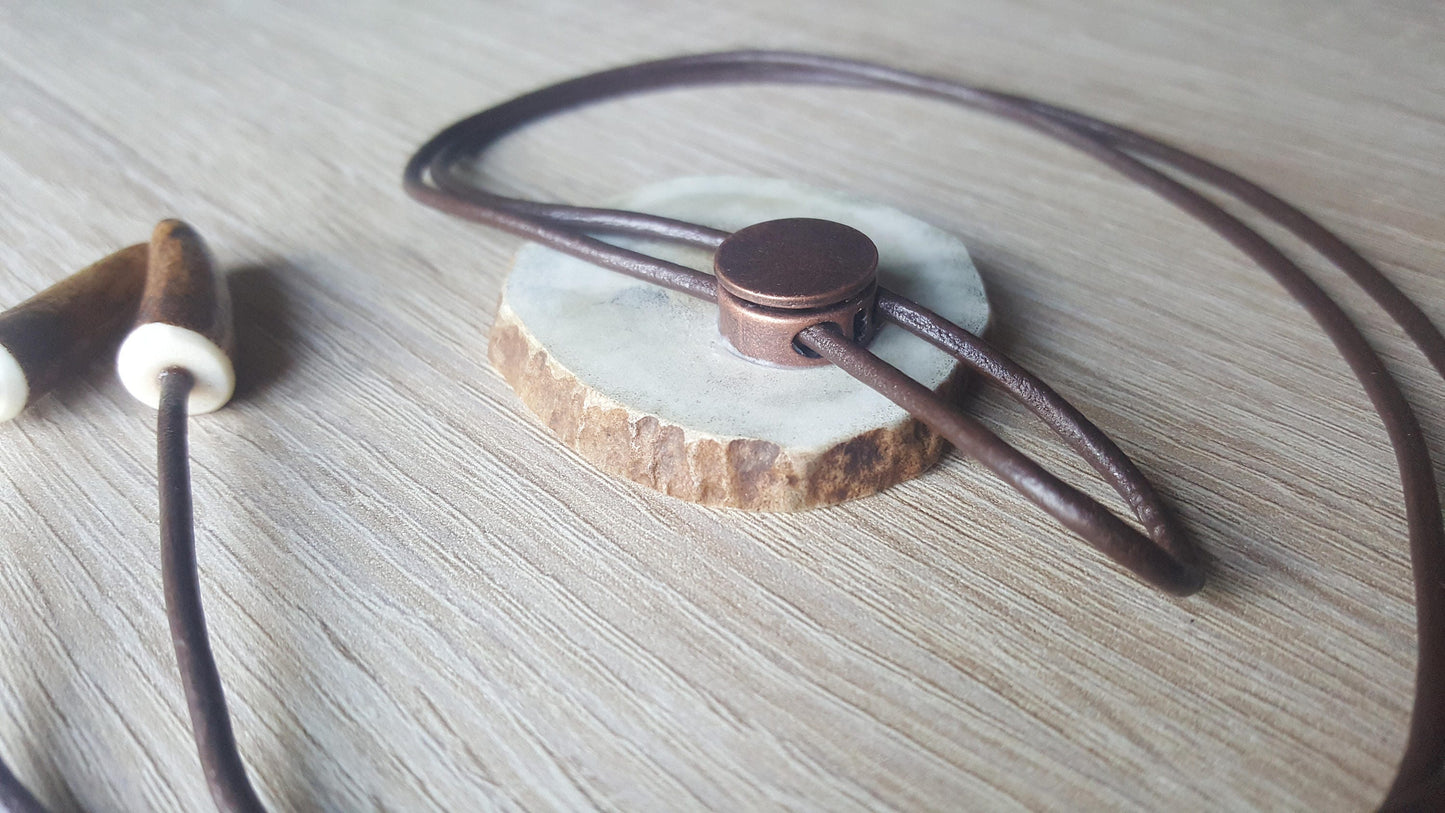 CUSTOM ORDER. 5 bolo ties with engraved animals on the front & text on the back side, 5 boxes included (engraved animals and text on each)