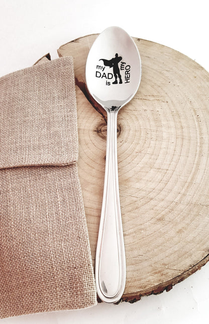 Vatertagsgeschenk, Geburtstagsgeschenk für Papa, Papas Löffel, Geschenk der Tochter an Papa, bester Papa-Superheld, Geschenk der Ehefrau für frischgebackenen Papa, gravierter Spruch