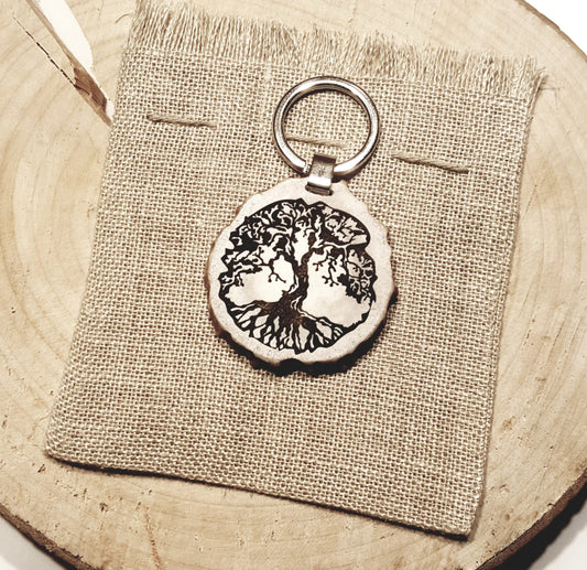 Engraved Tree of Life Keychain: Natural Deer Horn Keyring