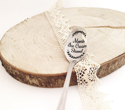 Gravierter Kaffeelöffel: Personalisiertes Eiscreme-Schaufel-Geschenk für Mama