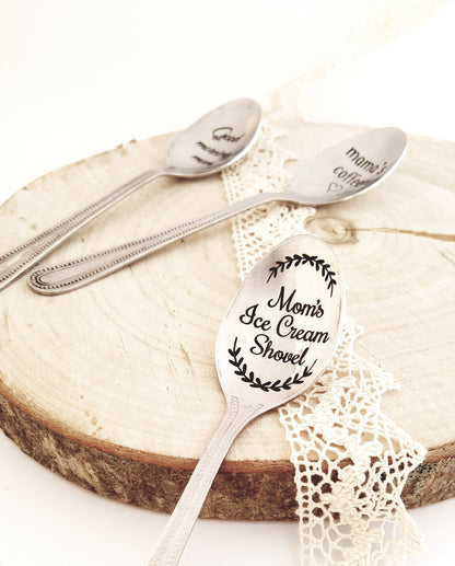 Gravierter Kaffeelöffel: Personalisiertes Eiscreme-Schaufel-Geschenk für Mama