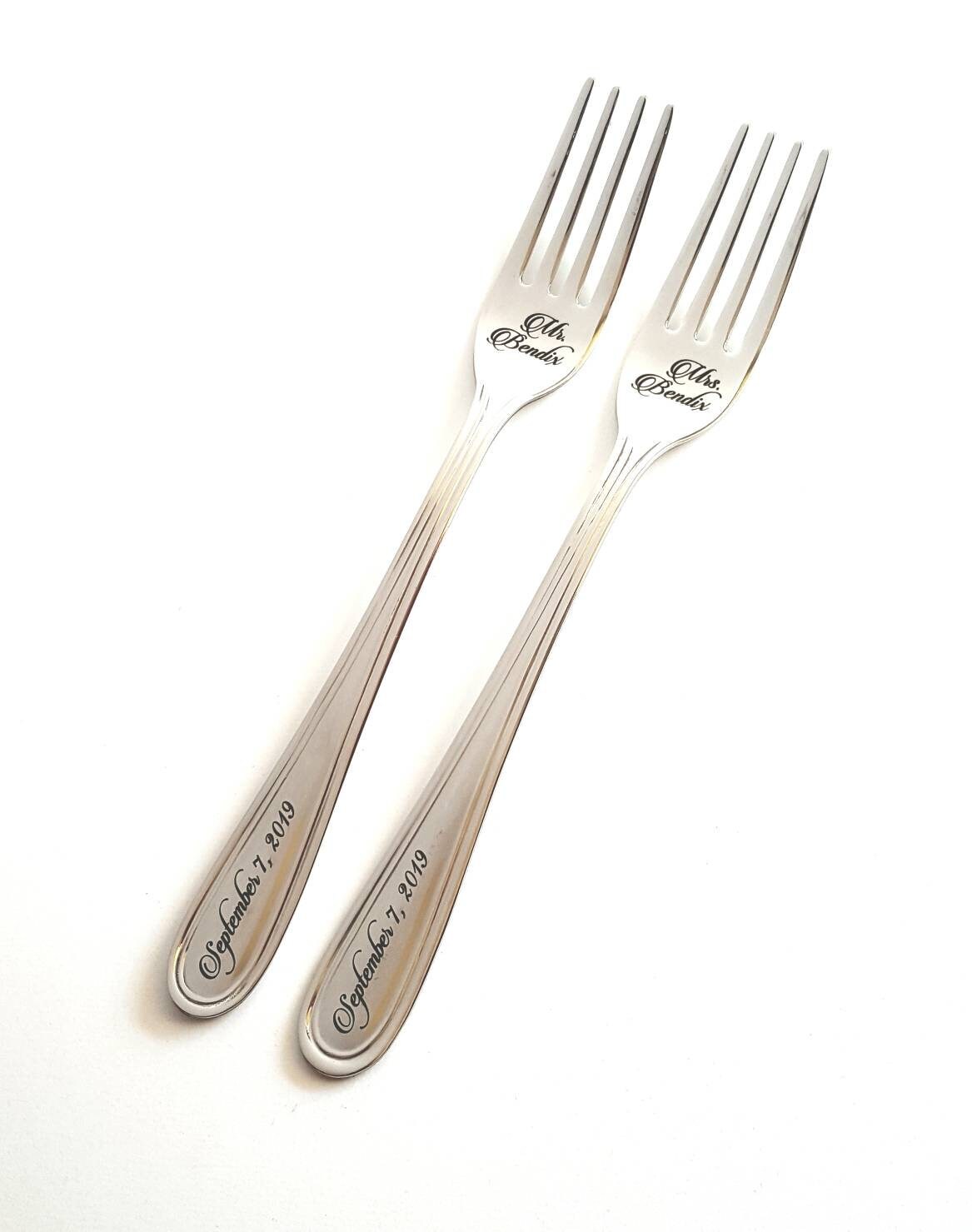 Mr mrs forks with engraved custom wedding date, personalized flatware for couple, anniversary gift for wife and husband, forks set for bride