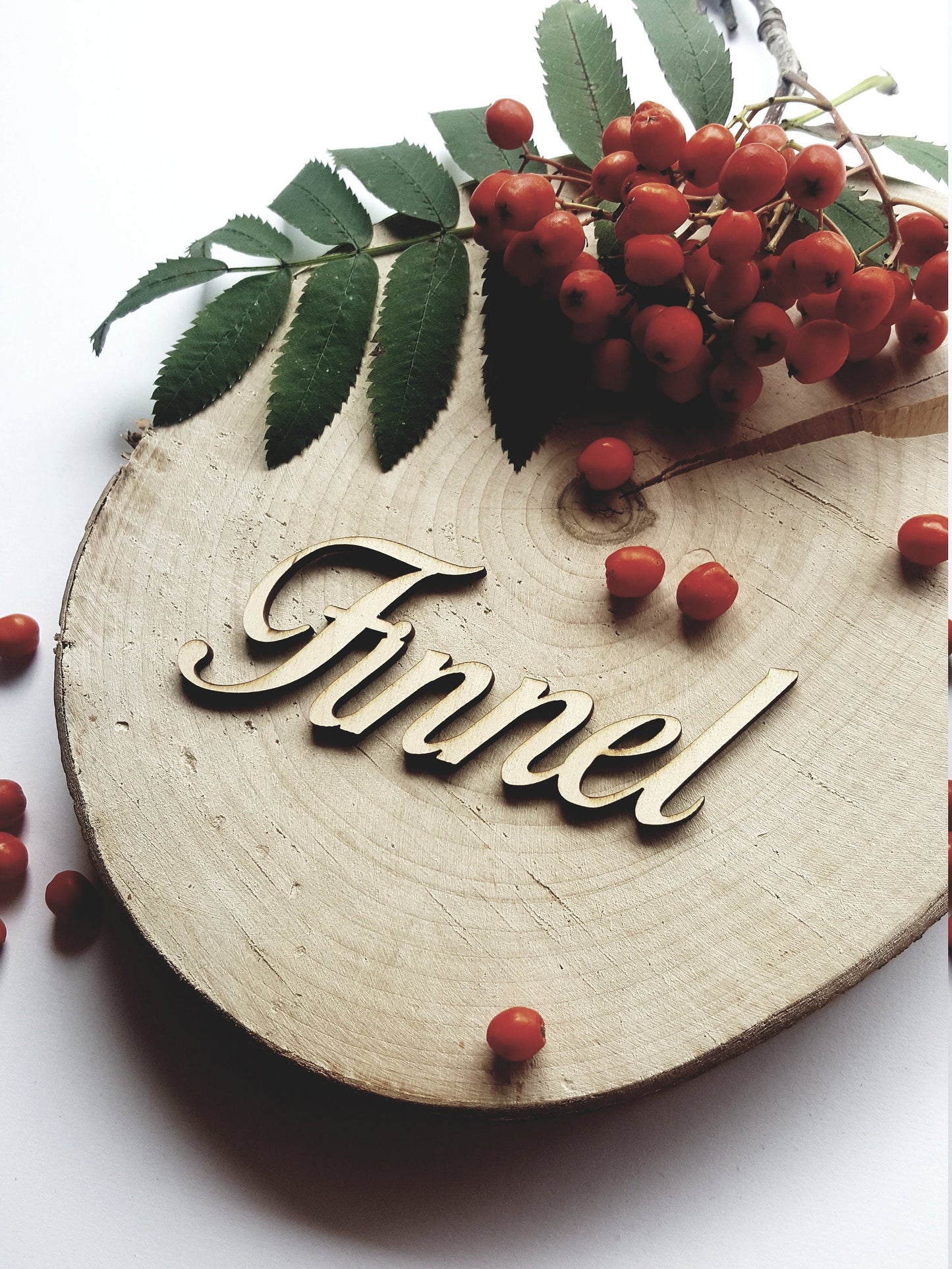 Wooden Wedding Place Cards: Laser Cut Guest Name Tags