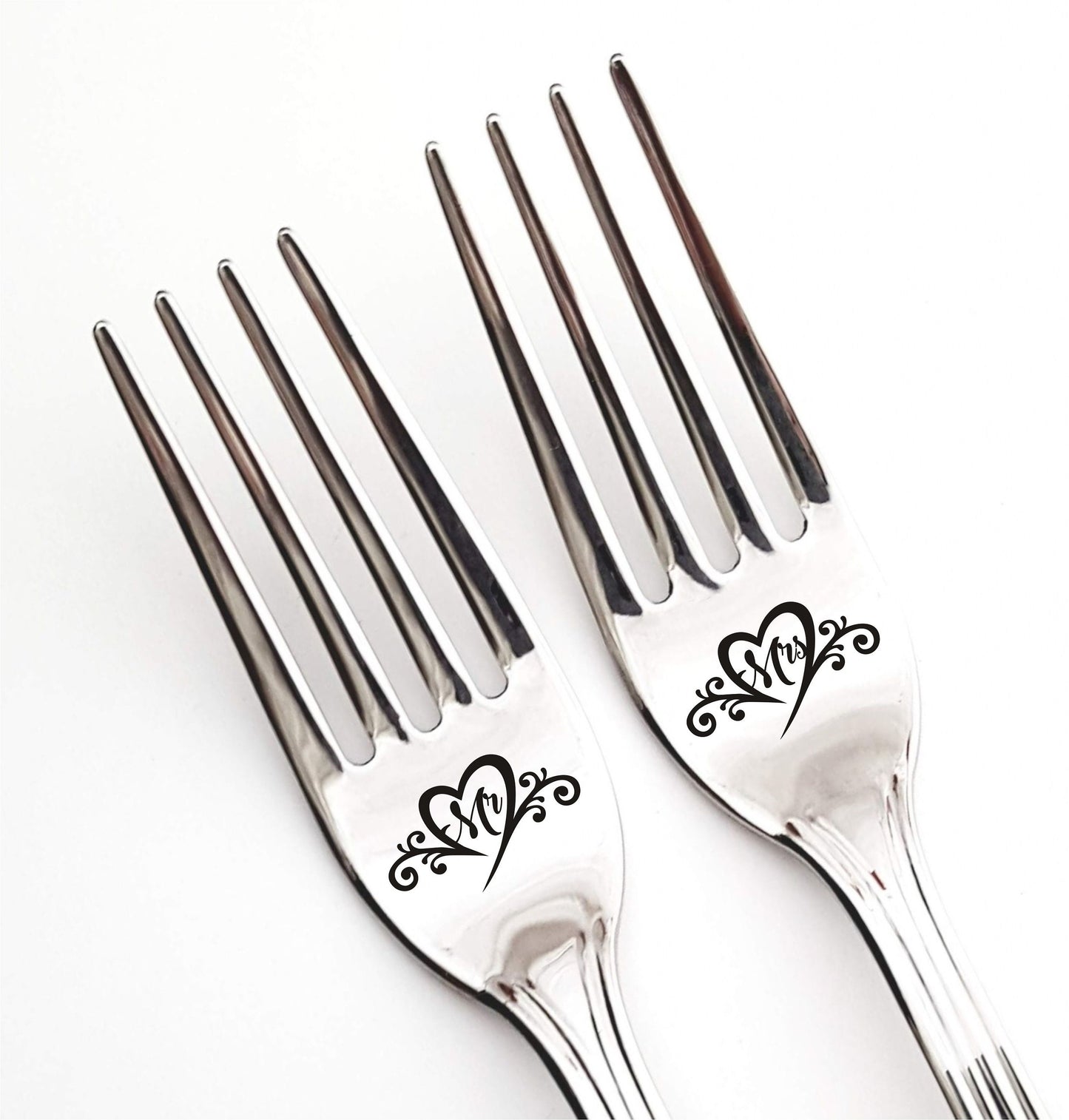 Mr Mrs wedding forks set, personalized serving gift, customized dining set, custom initial gift anniversary engagement bridal shower present