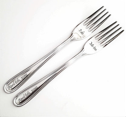 Dining set gift for wedding, personalized forks for bride and groom, custom engraved silverware, wedding table serving, bridal shower gift