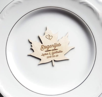 Laser Cut Maple Leaf Wood Place Card: Personalized Wedding Table Setting