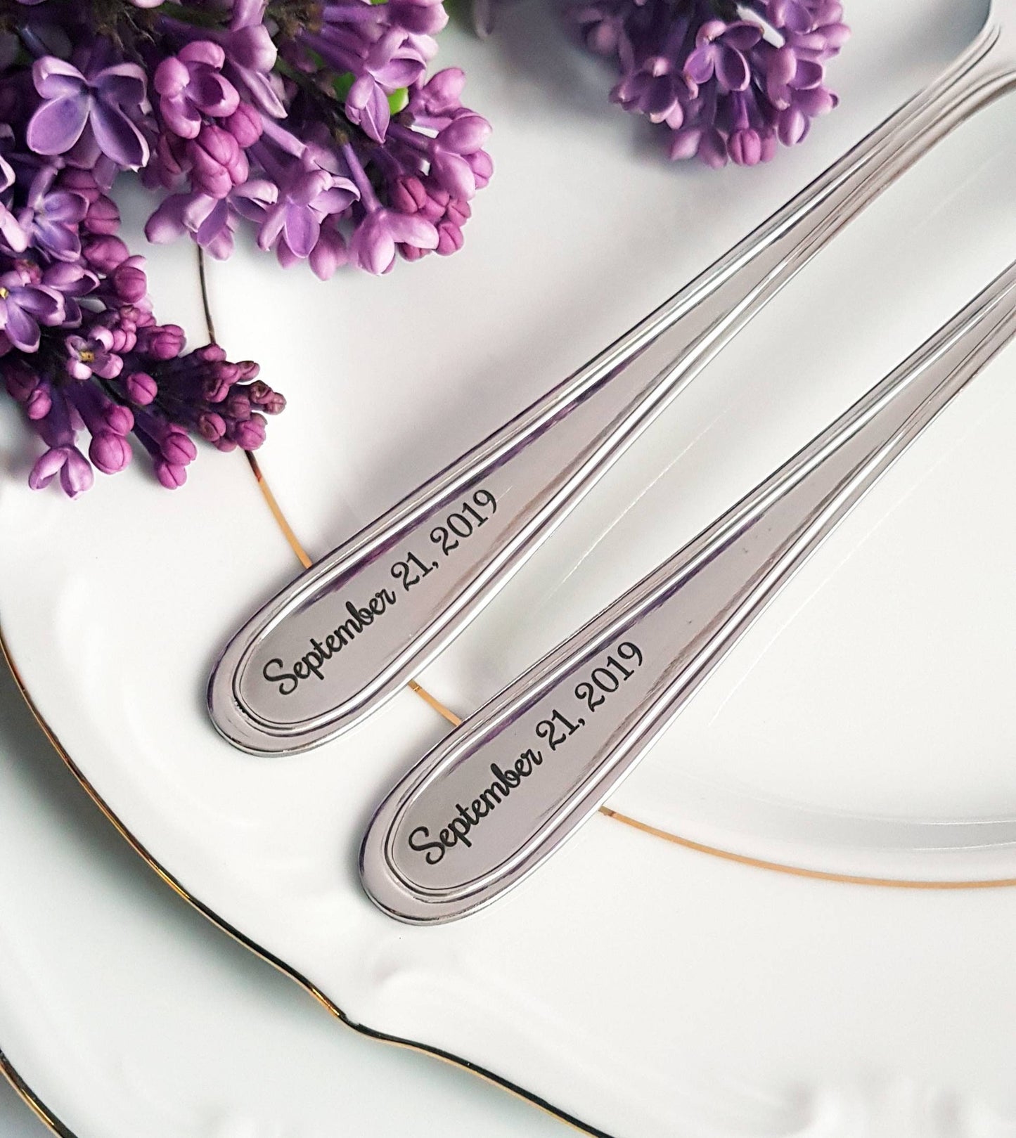 Personalisiertes Hochzeitsessset für Braut und Bräutigam, gravierte Gabeln als Geschenk, individuelles Geschenk zur Brautparty zum Jahrestag, Silberbesteck