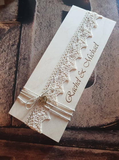 Engraved Wedding Cake Forks: Mr & Mrs Keepsake Dining Set