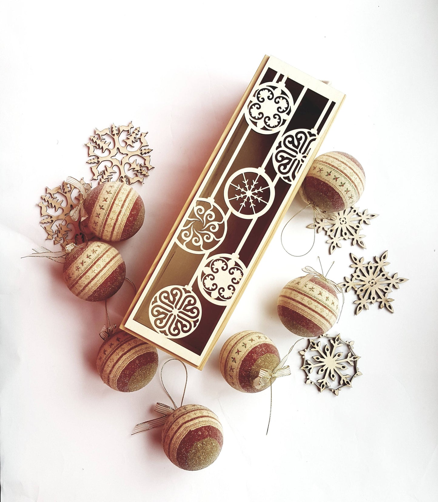 Wooden Decorative Wine Holder Christmas Box for Wine Accessory Sets Winter Wedding Anniversary Birthday 1st Xmas as Mr and Mrs Gift, Lantern