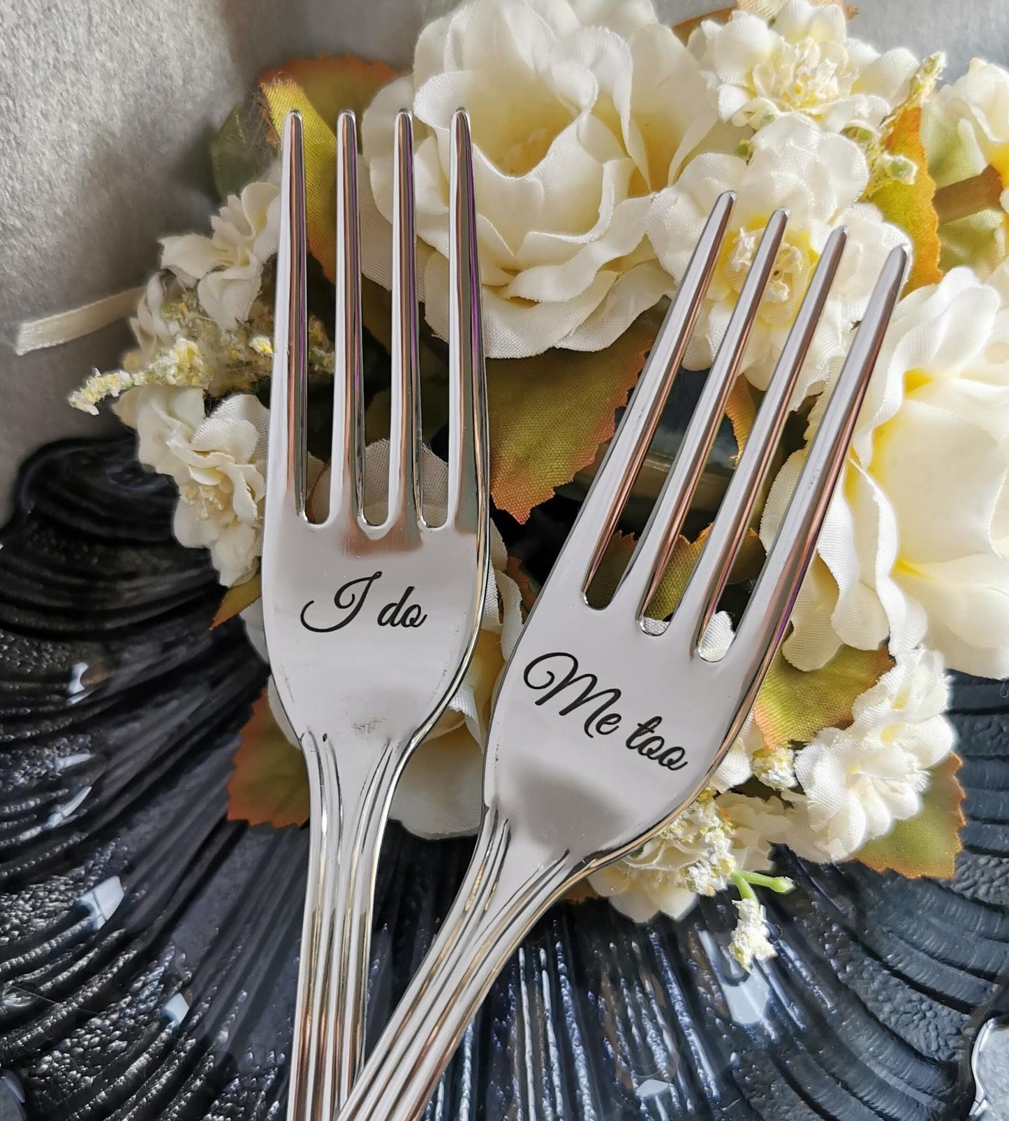 Two forks for wedding cake ceremony Engraved cutlery for couple Personalized bride groom wife husband gift Anniversary birthday keepsake