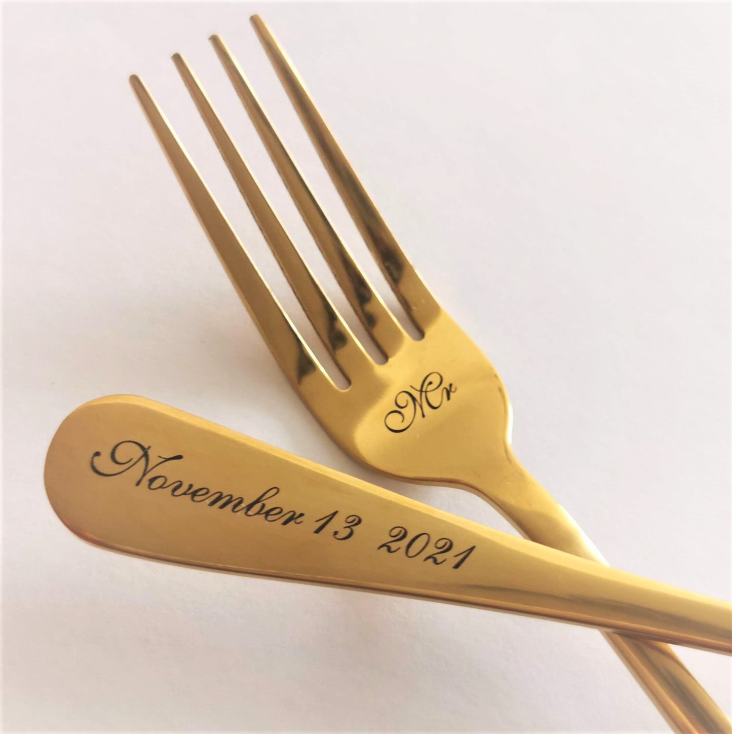Personalized Rose Gold Wedding Forks: Mr & Mrs Keepsake