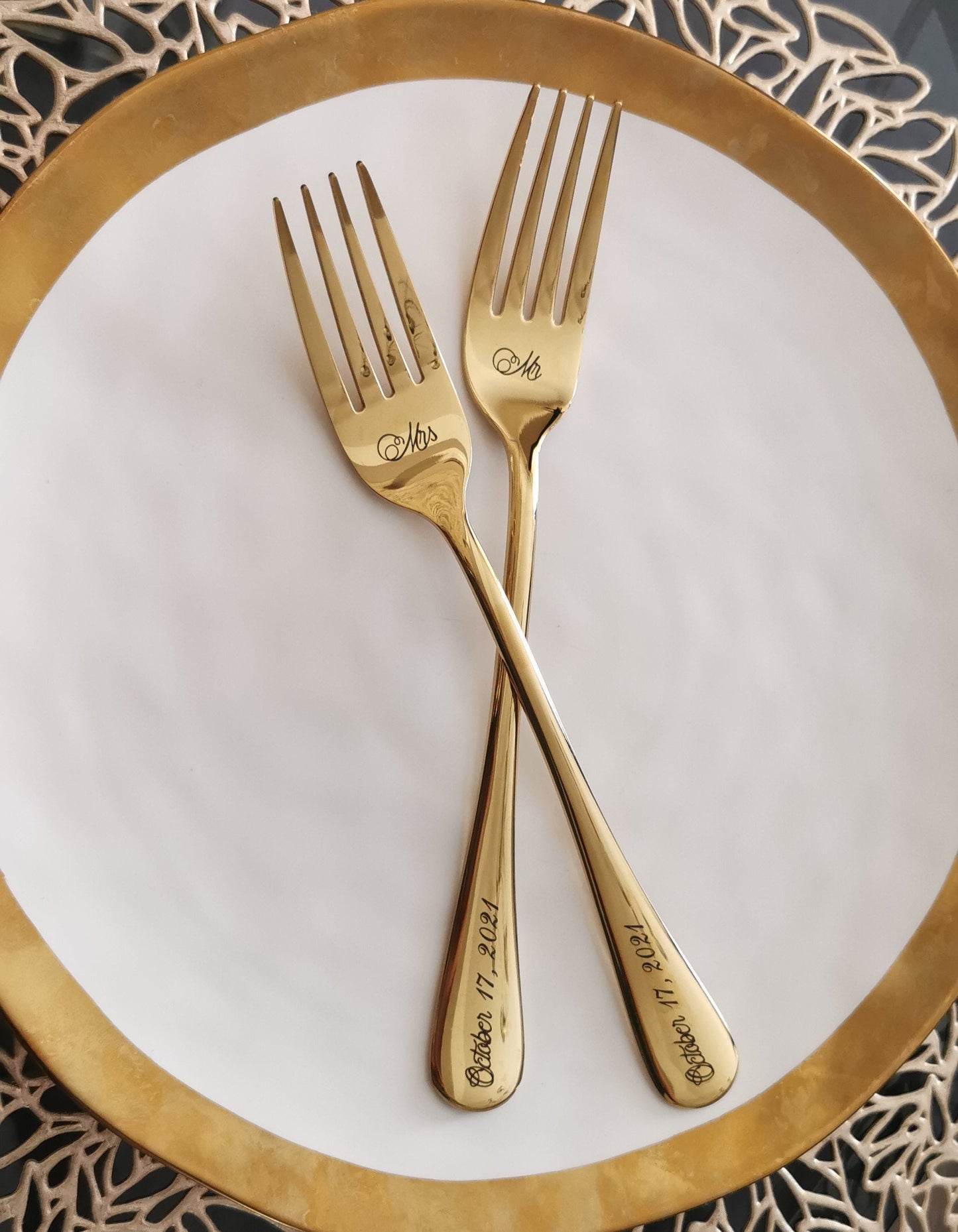 Two forks for wedding cake ceremony Engraved cutlery for couple Personalized bride groom wife husband gift Anniversary birthday keepsake