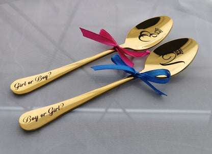 Kaffeelöffel mit gravierten Initialen: Personalisiertes Besteckgeschenk aus Edelstahl