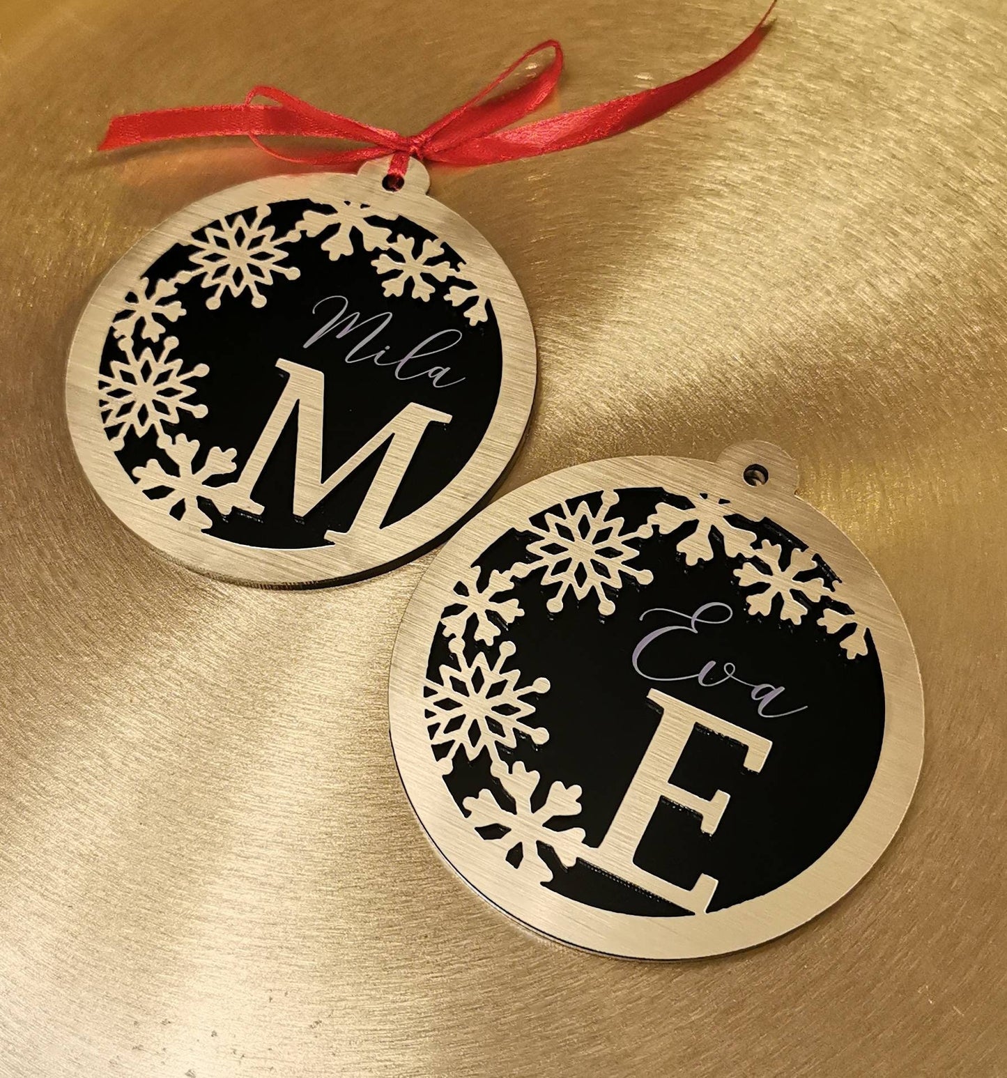 Personalized 3D Christmas Name Ornament: Laser Cut Black Gold Family Decoration for Xmas Tree or Gift Wrapping, Name Last Name Decor