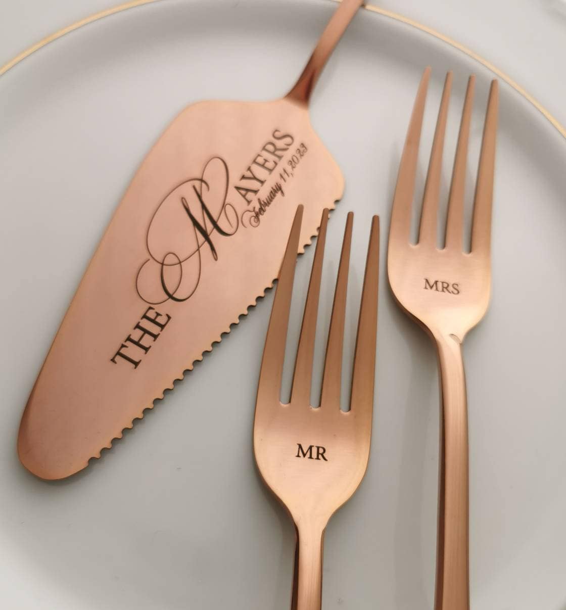 Rose Gold Wedding Cake Cutting Set: Personalized Engraved Knife & Forks