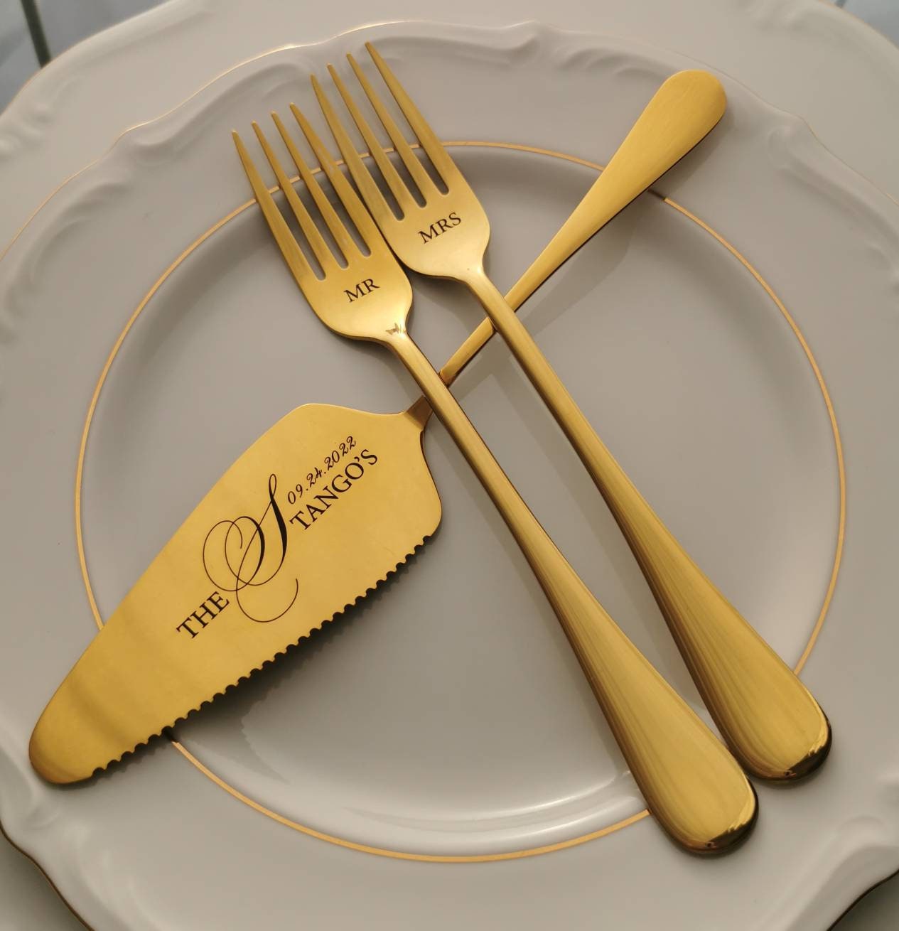 Personalized Wedding Cake Knife and Forks Set: Engraved Bridal Shower Family Anniversary Keepsake GIFT WRAPPED