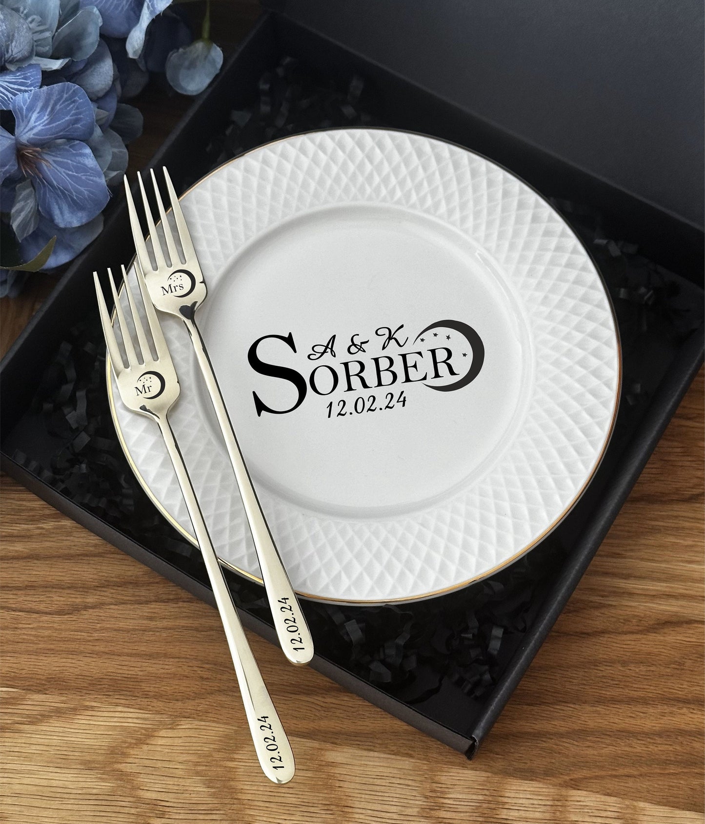 Personalized wedding plate with engraved cake forks Champagne dinnerware gift for bride groom Custom Mr Mrs anniversary birthday keepsake