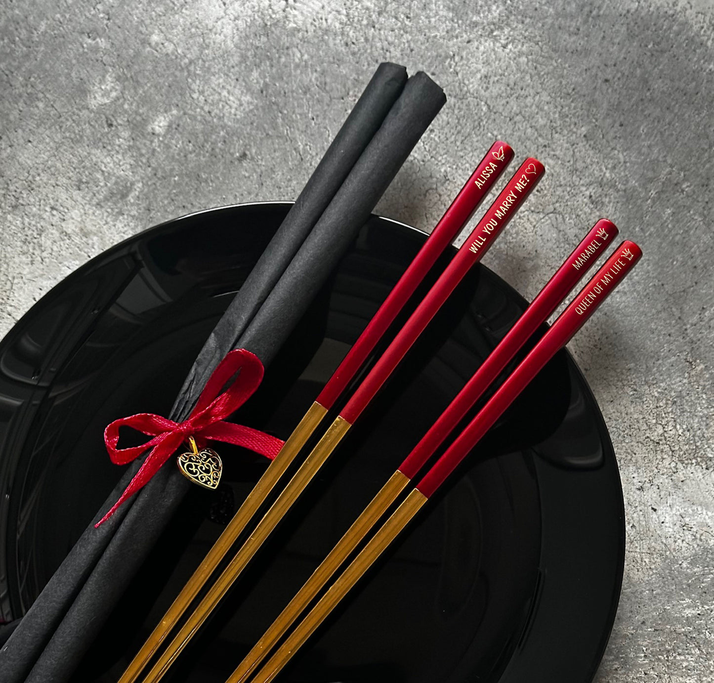 Engraved Metal Chopsticks Set: Personalized Asian Food Cutlery