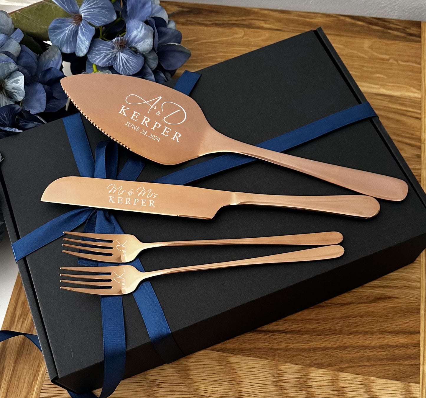 Personalized Wedding Cake Knife Set: Engraved Stainless Steel Cutlery, Mr & Mrs Gift