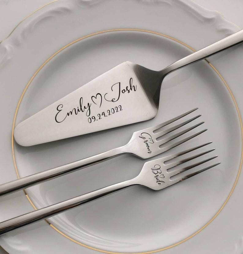 Personalized Wedding Cake Cutting Set: Engraved Italian Quality Silver Stainless Steel Cutlery Keepsake for Couple, Anniversary Gift