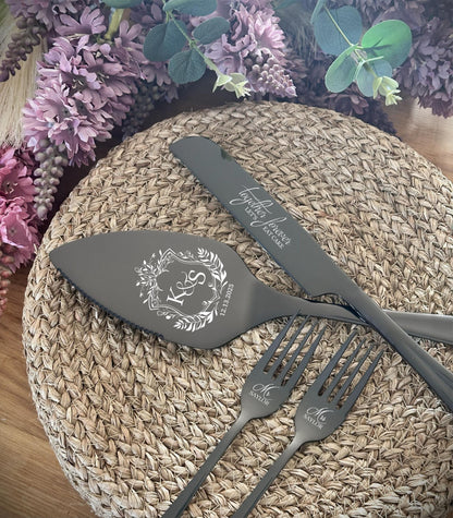Personalized Cake Server Set: Engraved Wedding Knives and Forks with Names and Date, Elegant Velvet Cutlery Case Gift Box for the Couple