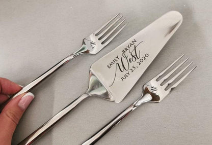 Personalized Wedding Cake Cutting Set: Engraved Italian Quality Silver Stainless Steel Cutlery Keepsake for Couple, Anniversary Gift