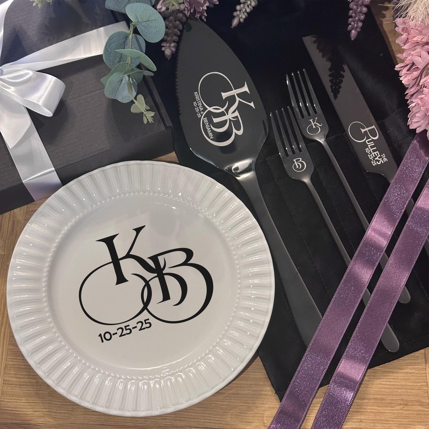 Hochzeitstorten-Set aus Silber, Serviermesser und -gabeln: Individuell graviertes Tortenmesser-Servierset mit Aufbewahrungsbox für die Brautparty