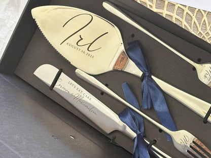 Individuell graviertes Torten-Servierset für Paare: Massives Champagner-Messer und -Gabeln – Geschenk für Brautparty, Jahrestag, Hochzeitsandenken