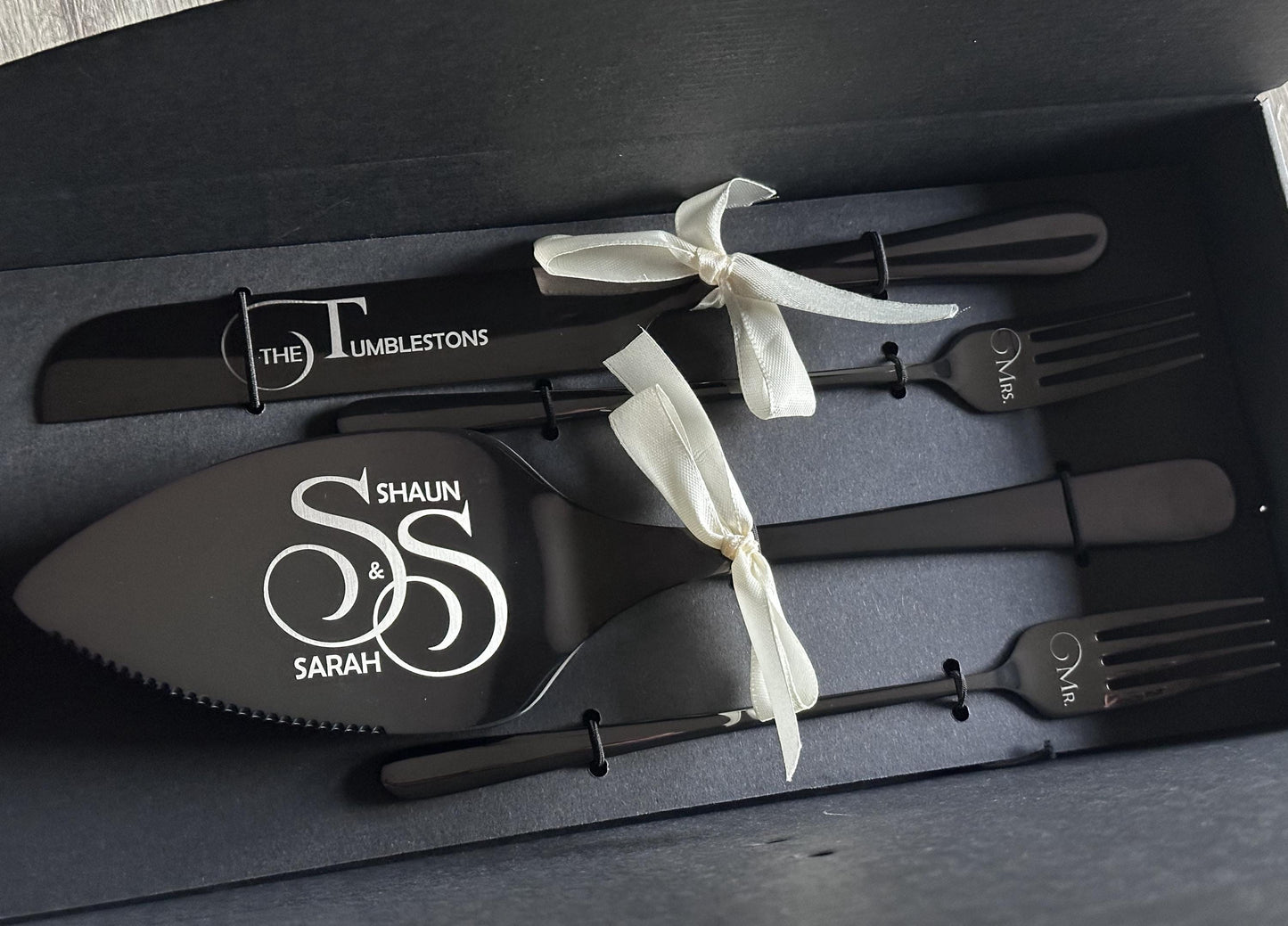 Wedding Knife Server Forks Gift for Bride and Groom: Personalized Cake Cutting Set with Gift Box, New Family Keepsake from Mom Dad